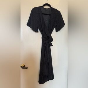 Halogen Short Flutter Sleeve Black Polka Dot Wrap Dress in Size XS in EUC